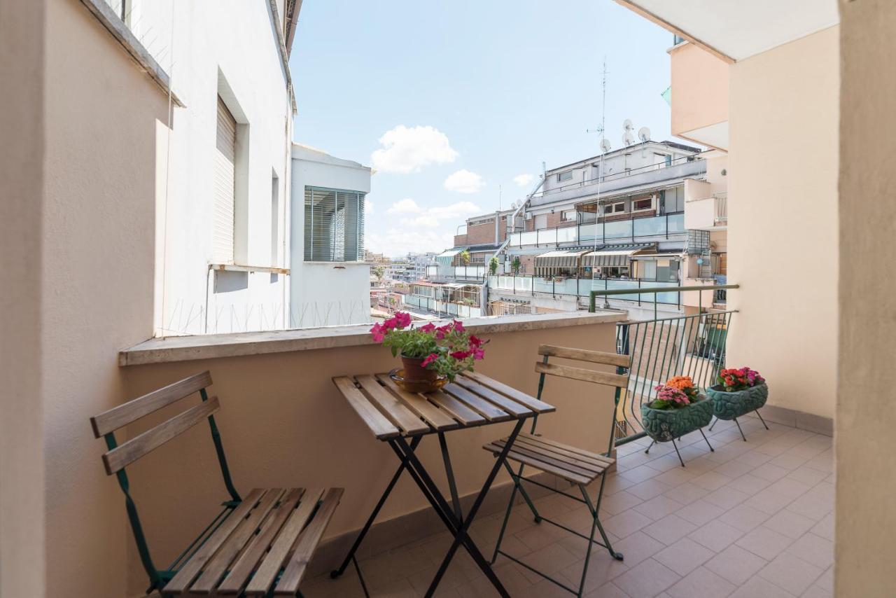 San Giovanni With Balcony Apartamento